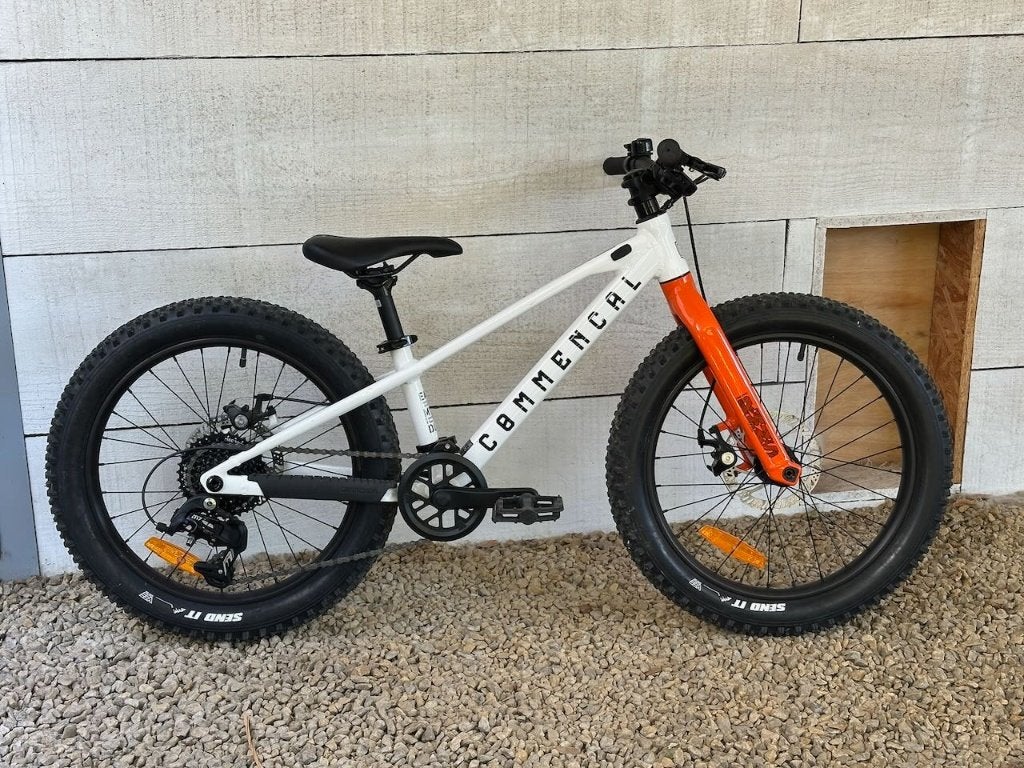 Kinderfiets Commencal RMNS 20" MTB, Fietsen en Brommers, Ophalen, 20 inch of meer, Zo goed als nieuw, Schijfrem