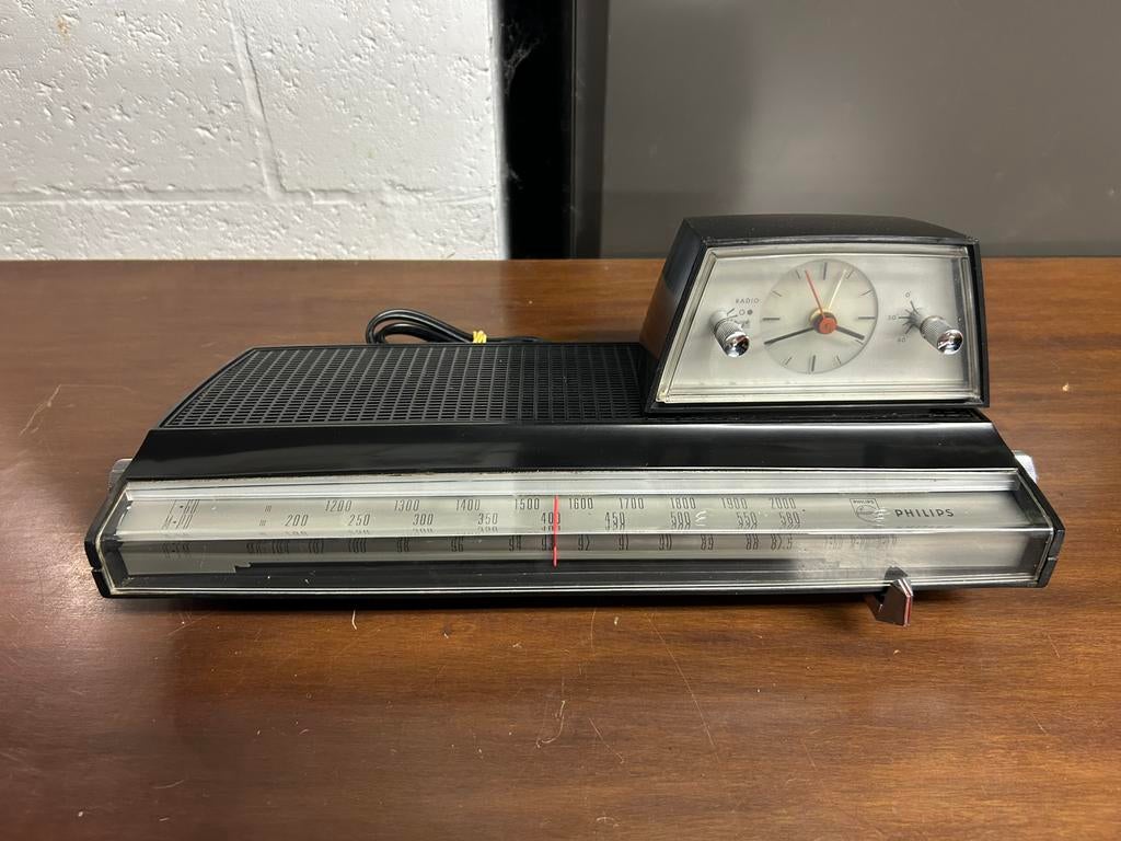 Zwarte philips klokradio type 22RS274/OOR, Enlèvement ou Envoi, Utilisé