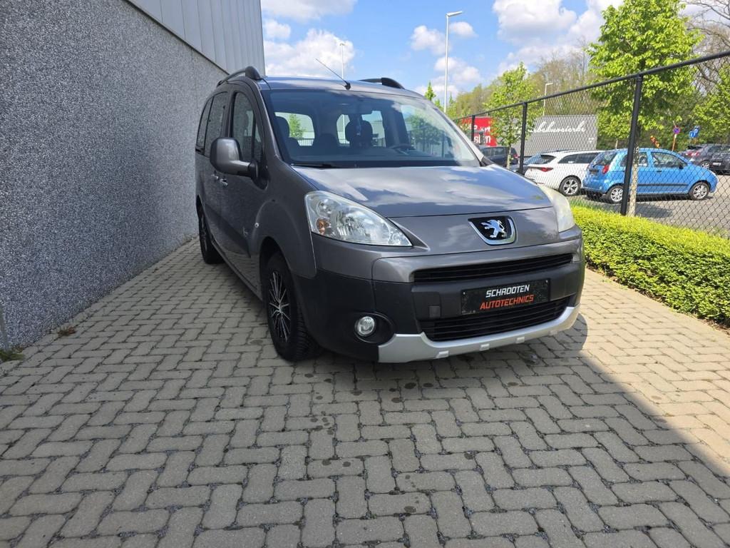 Peugeot Partner Tepee Tendance (bj 2010), Auto's, Peugeot, Stof, Gebruikt, 149 g/km, Bedrijf