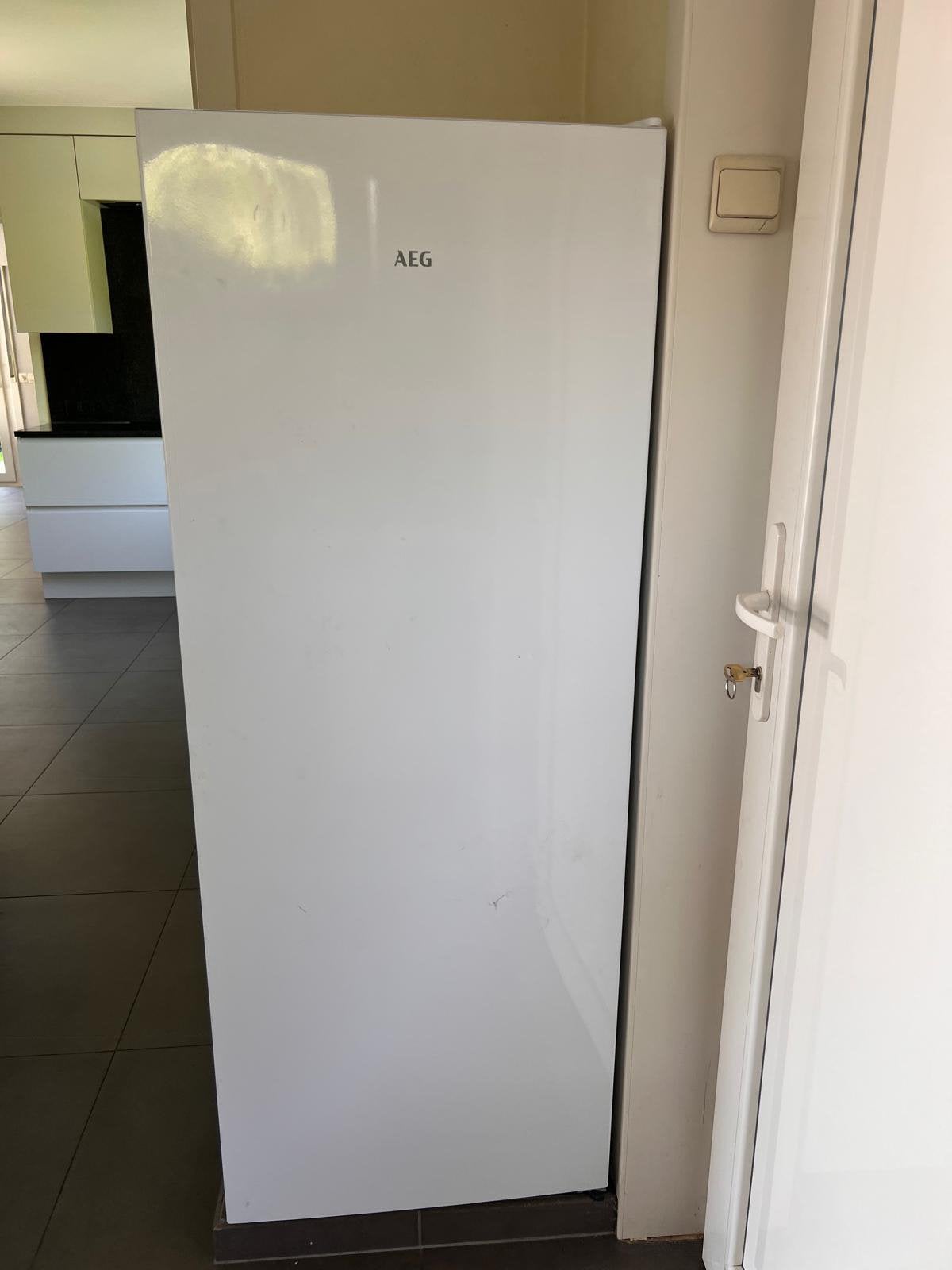 Diepvries AEG (07/2023), Ophalen, Zo goed als nieuw