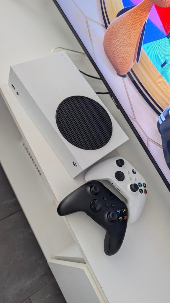 Xbox Serie S in top staat! Met 2 Controllers, Ophalen, Met 2 controllers