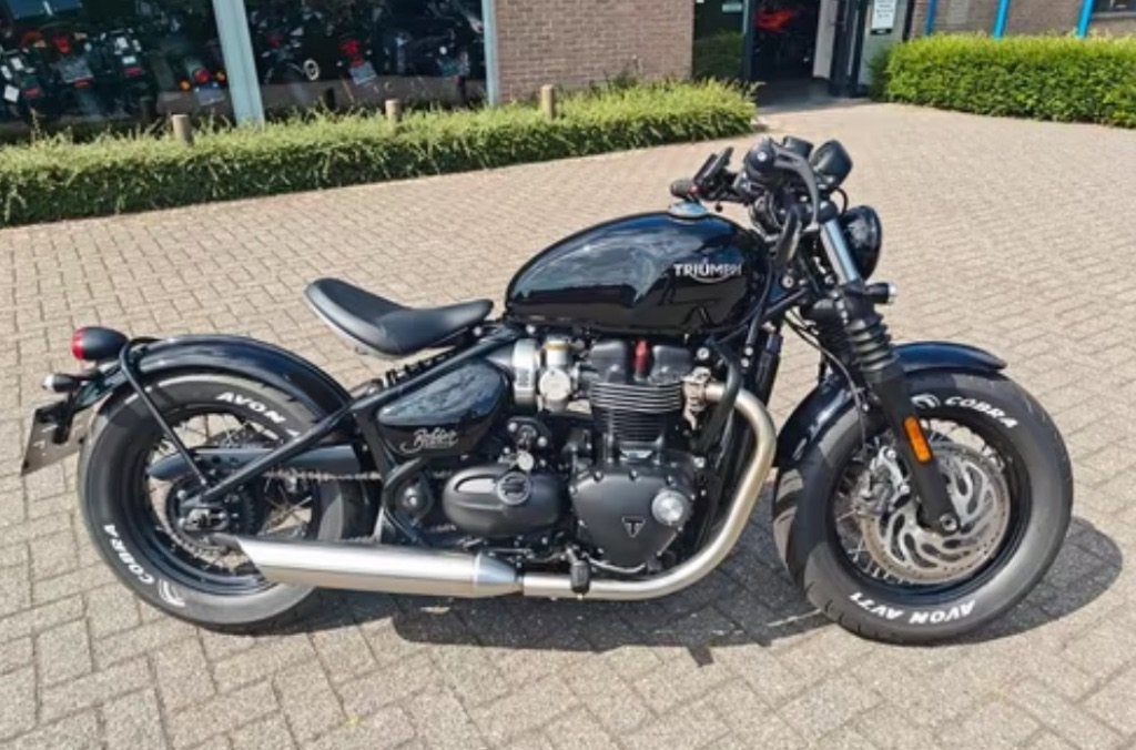 Triumph Bobber 2023 - 2000km, LED Verlichting, Motorrijbewijs A, Gebruikt, 3 cilinders
