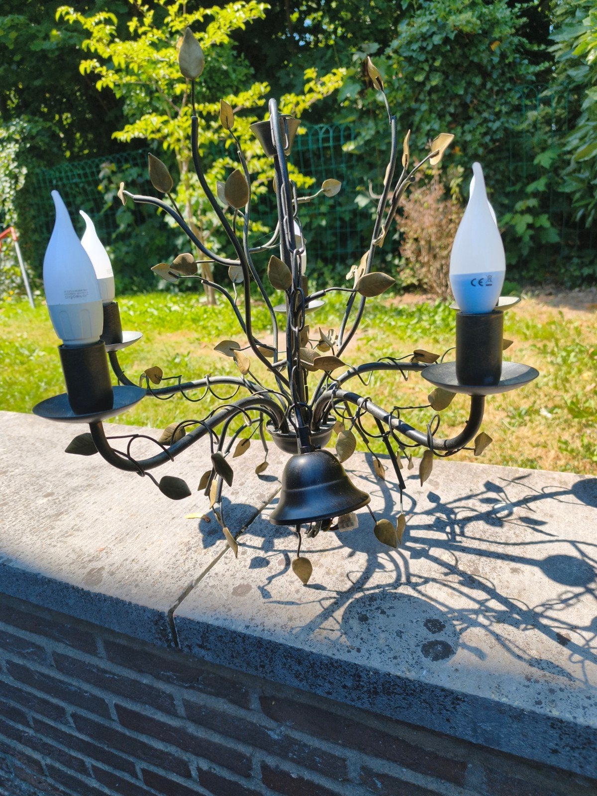 Kleine kroonluchter bladmotief, Ophalen