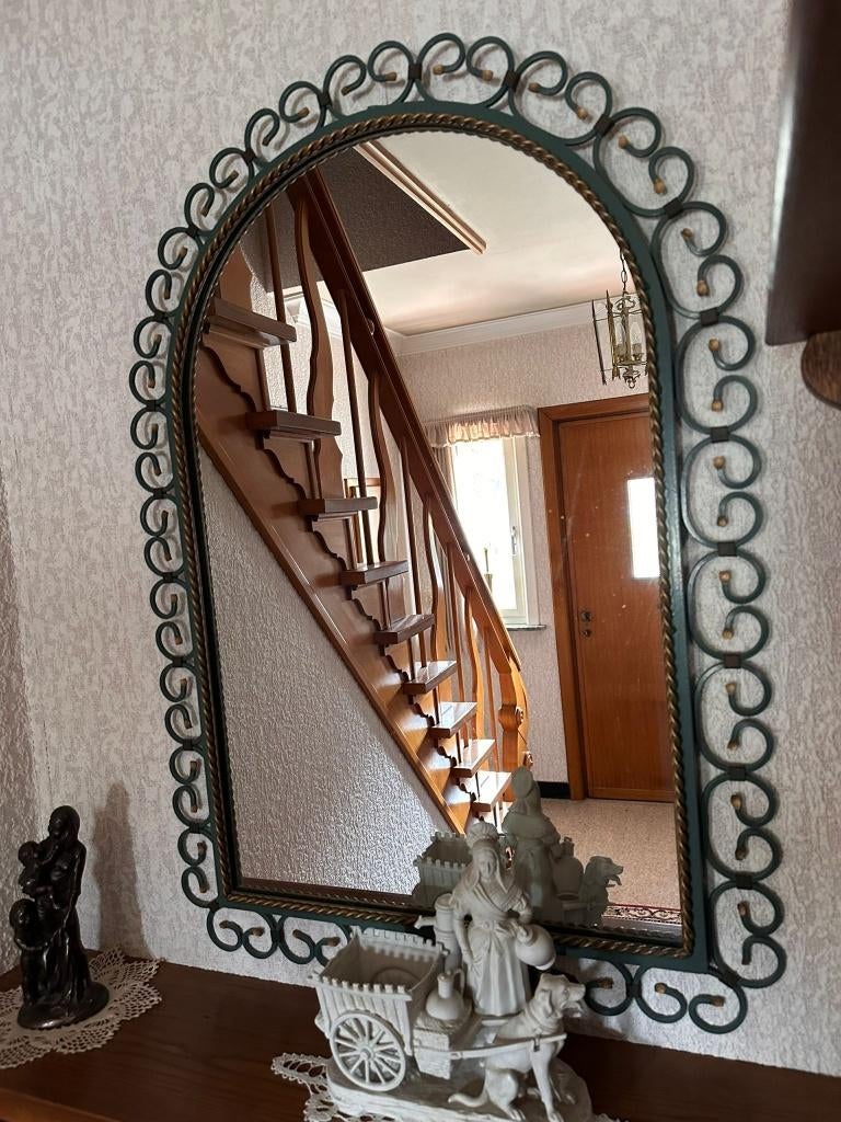 Wandspiegel met smeedijzeren frame, Ophalen