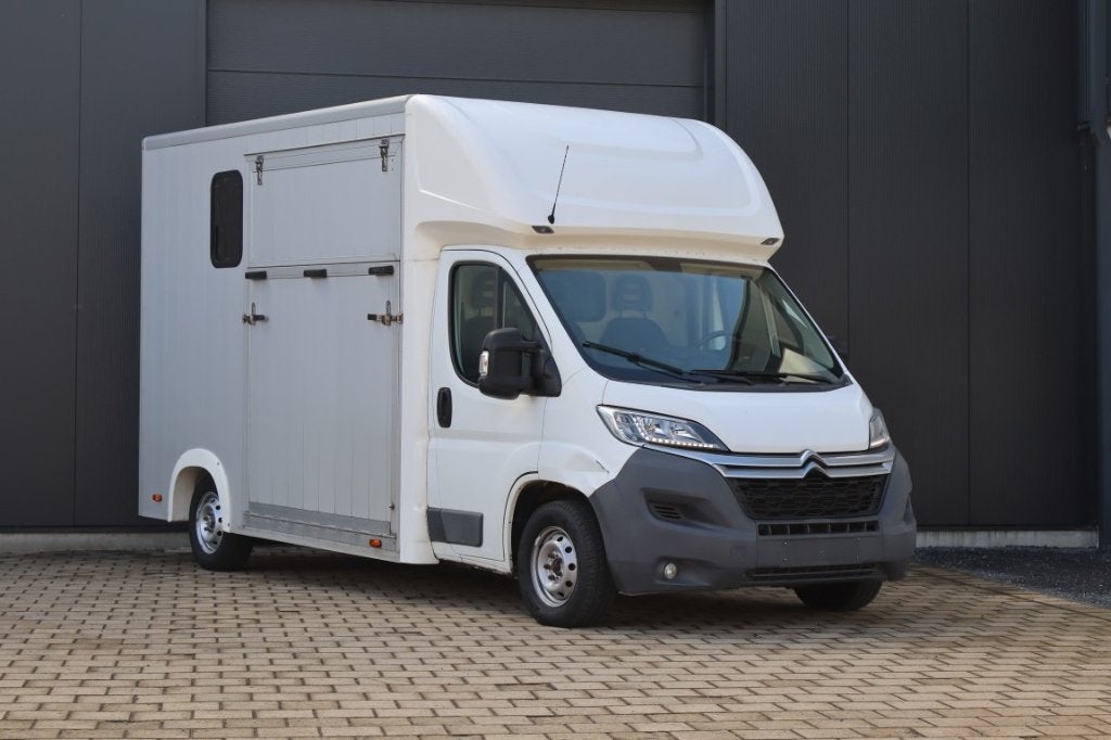 Citroën Jumper  2.0ltr -163pk -Euro6 - paardenwagen - hengst, Dieren en Toebehoren, Paarden en Pony's | Trailers en Aanhangwagens