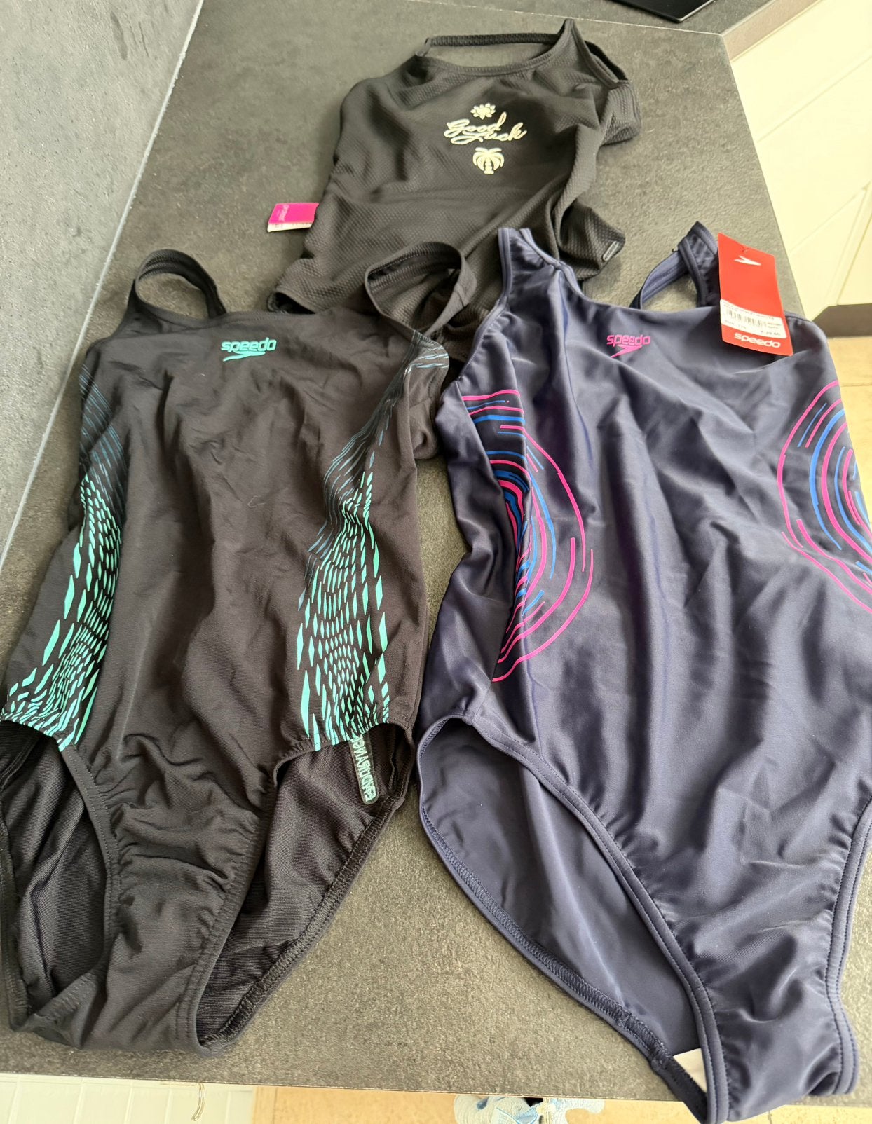 Badpakken speedo maat 176 NIEUW, Kleding | Dames, Ophalen, Nieuw