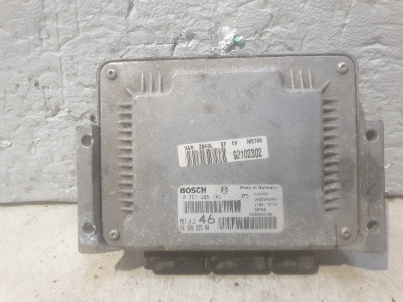 CALCULATEUR MOTEUR ECU Peugeot 607 (9D / U) (96-520-335-80), Robert Bosch AG, Utilisé, Robert-Bosch-Allee 1
74232  Abstatt, DE