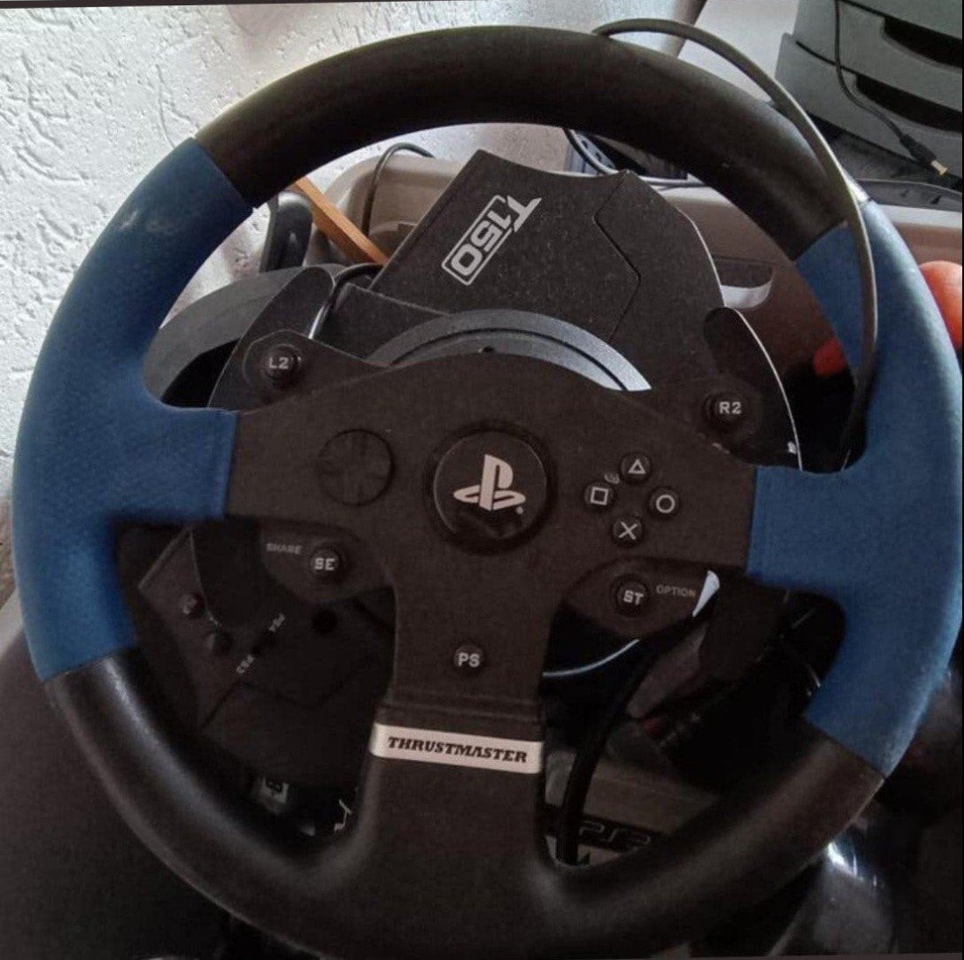 PS4 stuur en ps5 kijk de beschrijving goed!!, Games en Spelcomputers, Spelcomputers | Sony Consoles | Accessoires, Ophalen of Verzenden