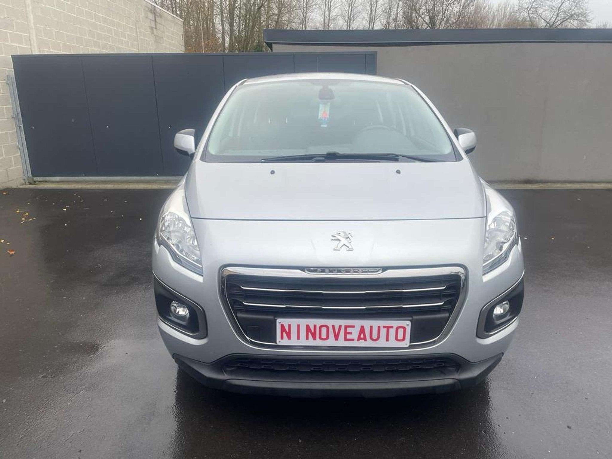 Peugeot 3008 1.6 HDi Allure NAVI BLUETH AIRCO PARKSENSOR, Voorwielaandrijving, Stof, Gebruikt, 4 cilinders
