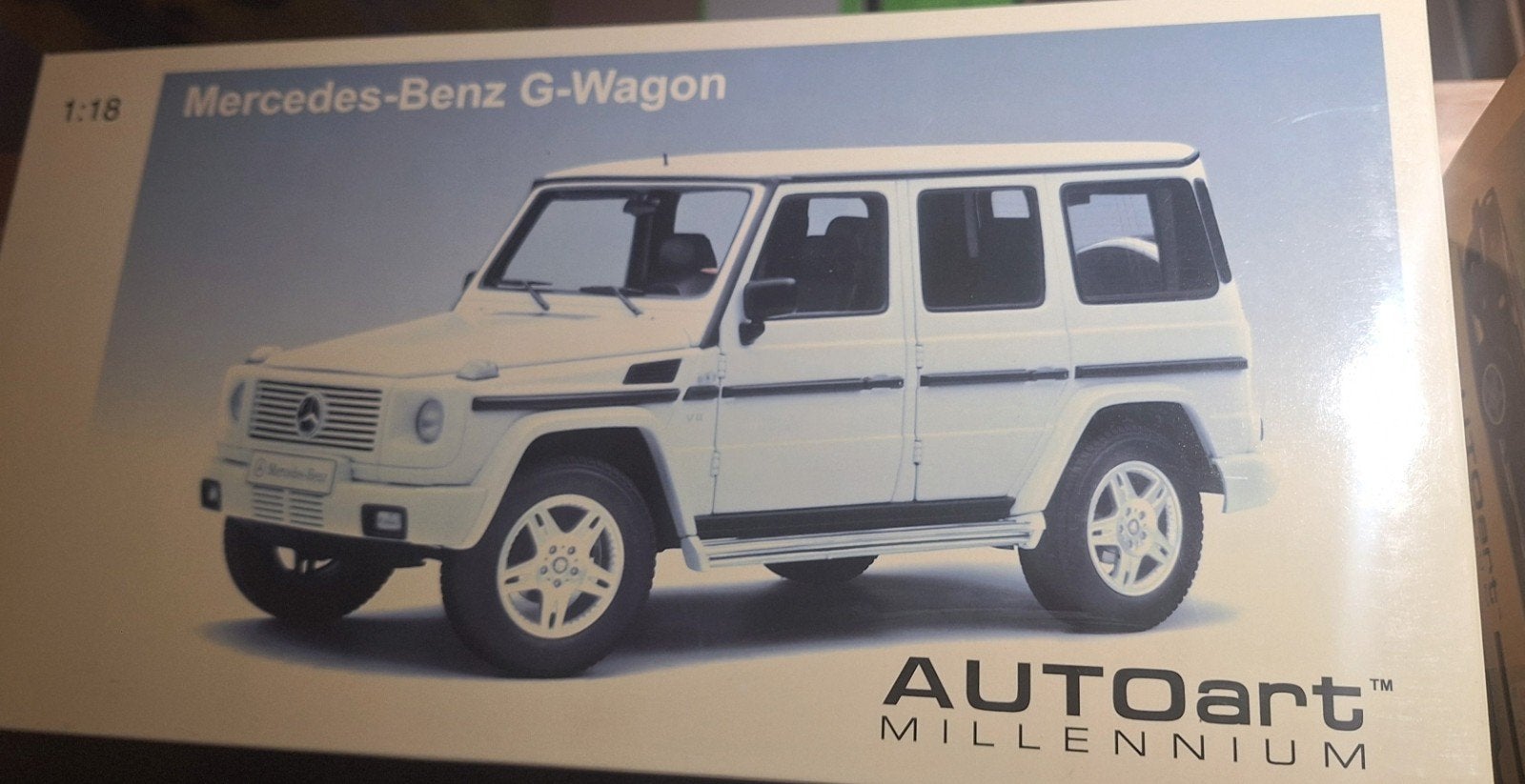 Autoart millenium Mercedes G-wagon 1/18, Ophalen