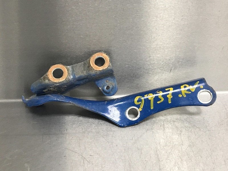 CHARNIERE DE CAPOT Toyota HiAce II (01-1989/12-2012), Utilisé, Toyota
