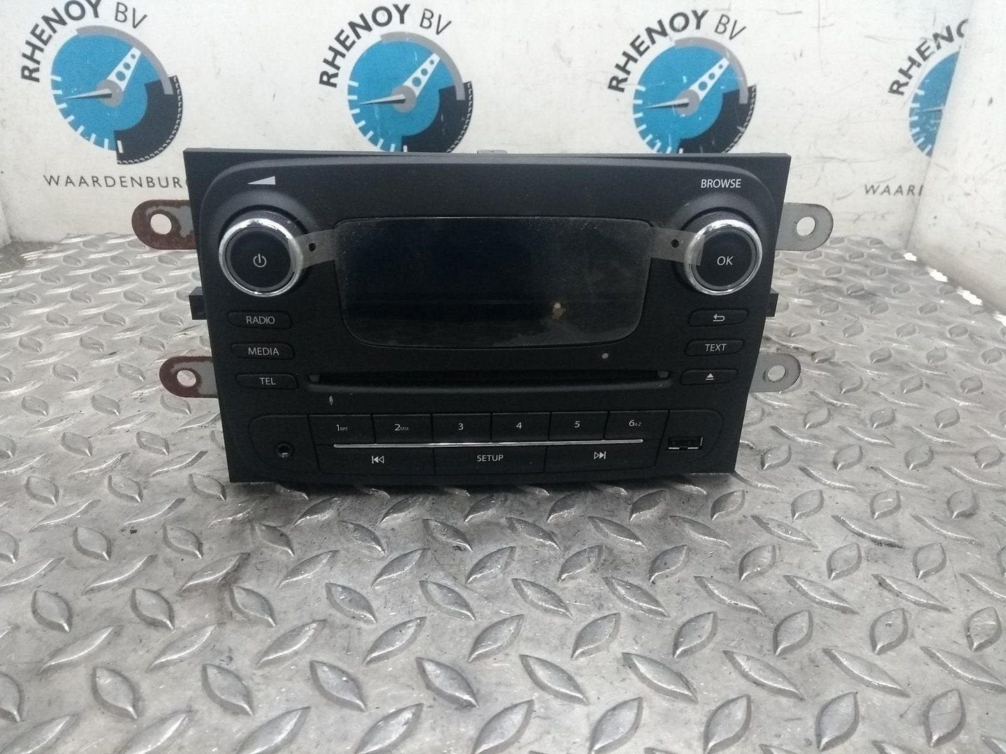 RENAULT TRAFIC RADIO 2016, Ophalen of Verzenden, Gebruikt, ARN erkend