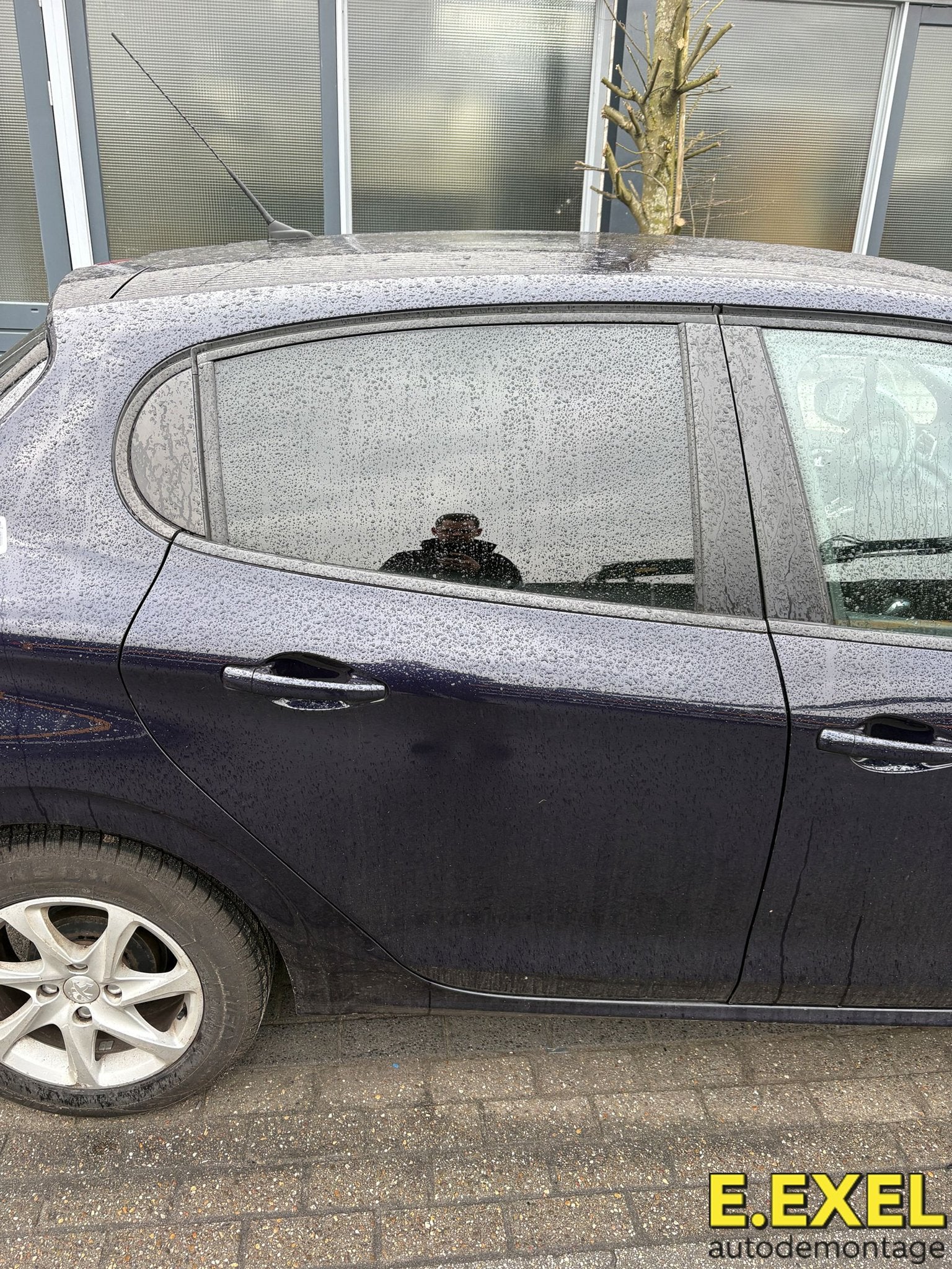 Deur rechts achter Peugeot 208 I 2012-2019 Paars, -, Origine de la pièce connue, Utilisé, Porte
