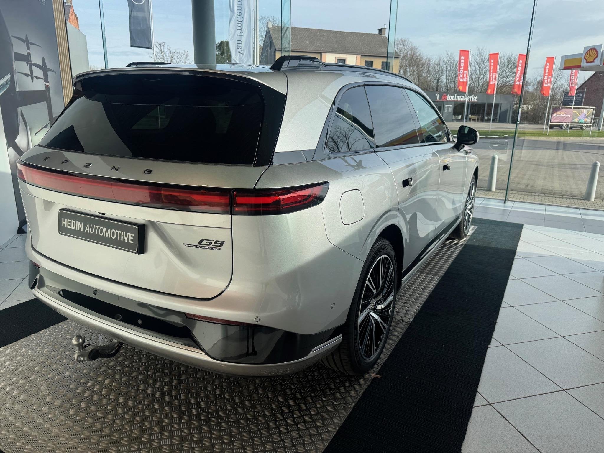 Xpeng G9 New AWD Performance BEV 95KWH Performance AWD, Auto's, Automaat, Stof, 95 kWh, 540 km