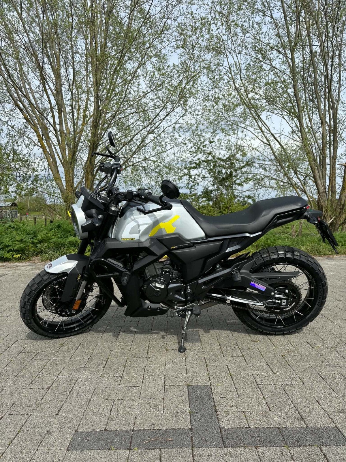 zontes GK 125 met gebogen voorvork, Occasion, Permis Moto A1 minimum, Zontes, Particulier