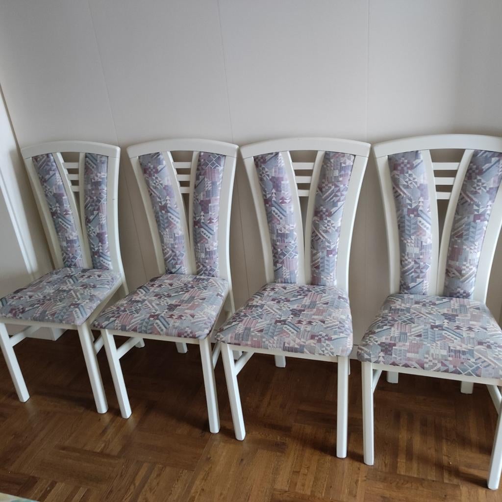 4 x Prachtige stoelen GRATIS