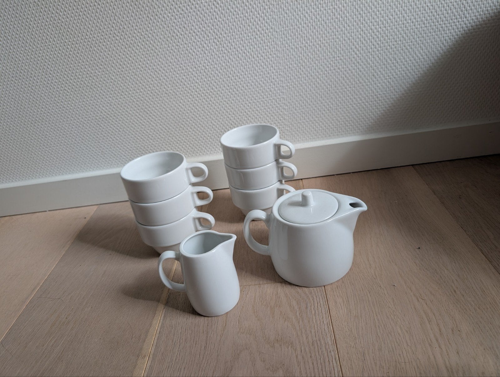 Lot service à café (tasse, soucoupe, théière et pot à lait), Enlèvement, Théière