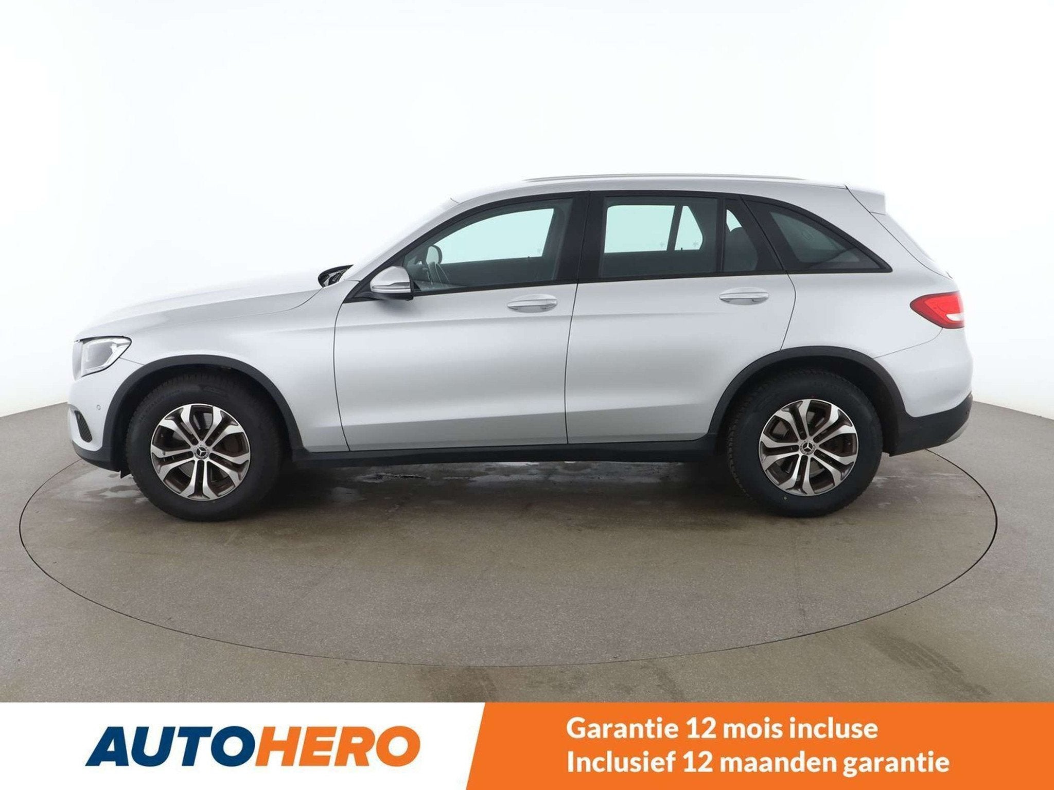 Mercedes-Benz GLC 250 GLC 250 4Matic (bj 2019, automaat), Auto's, Mercedes-Benz, Automaat, Stof, Gebruikt, Lichtsensor