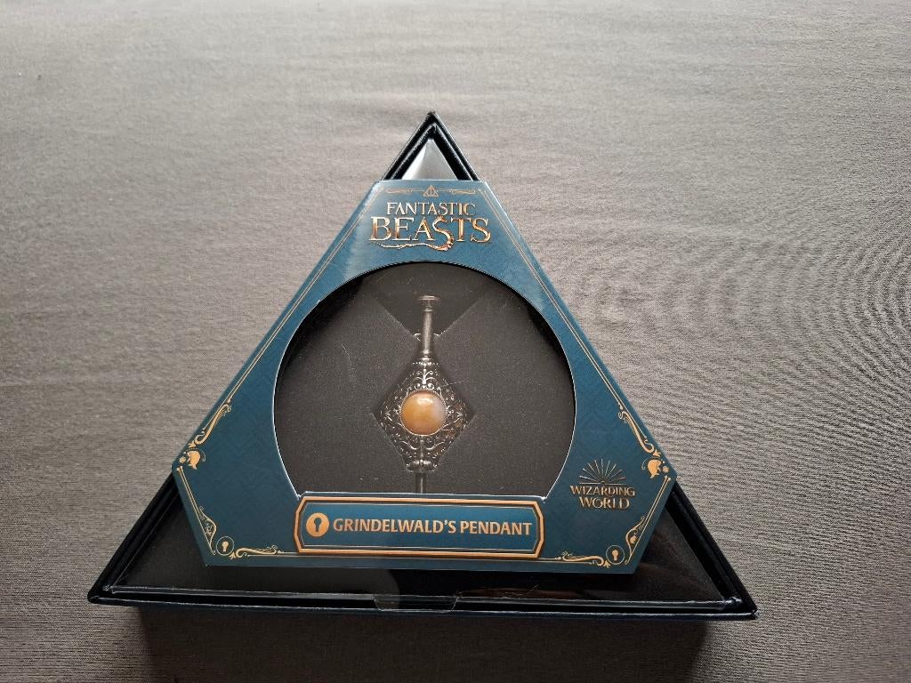 Pendentif Les Animaux Fantastiques de Grindelwand, Enlèvement, Comme neuf