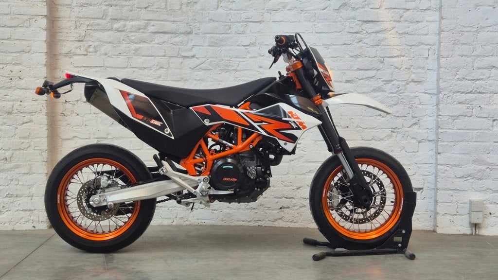 KTM 690 SMC R LC4 en parfait état en A2 Ready @motomobilia, ABS, Entreprise, Occasion, Permis Moto A2 minimum