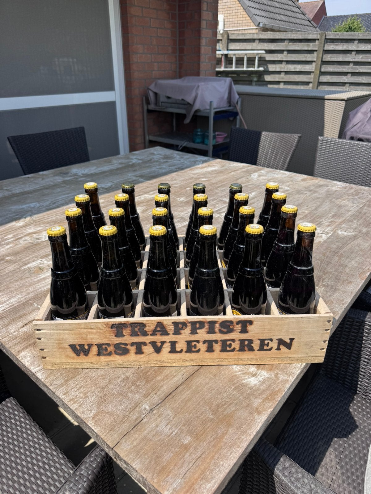 West-Vleteren 12, Ophalen, Zo goed als nieuw