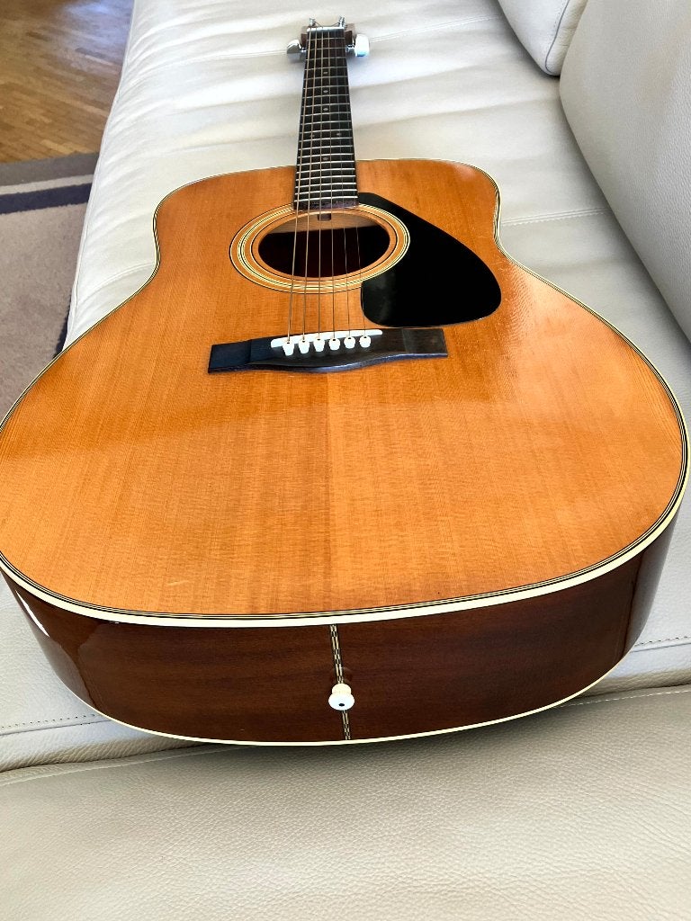 akoestische Yamaha guitar FG 335 2, Enlèvement, Comme neuf, Guitare classique ou espagnole, Avec valise