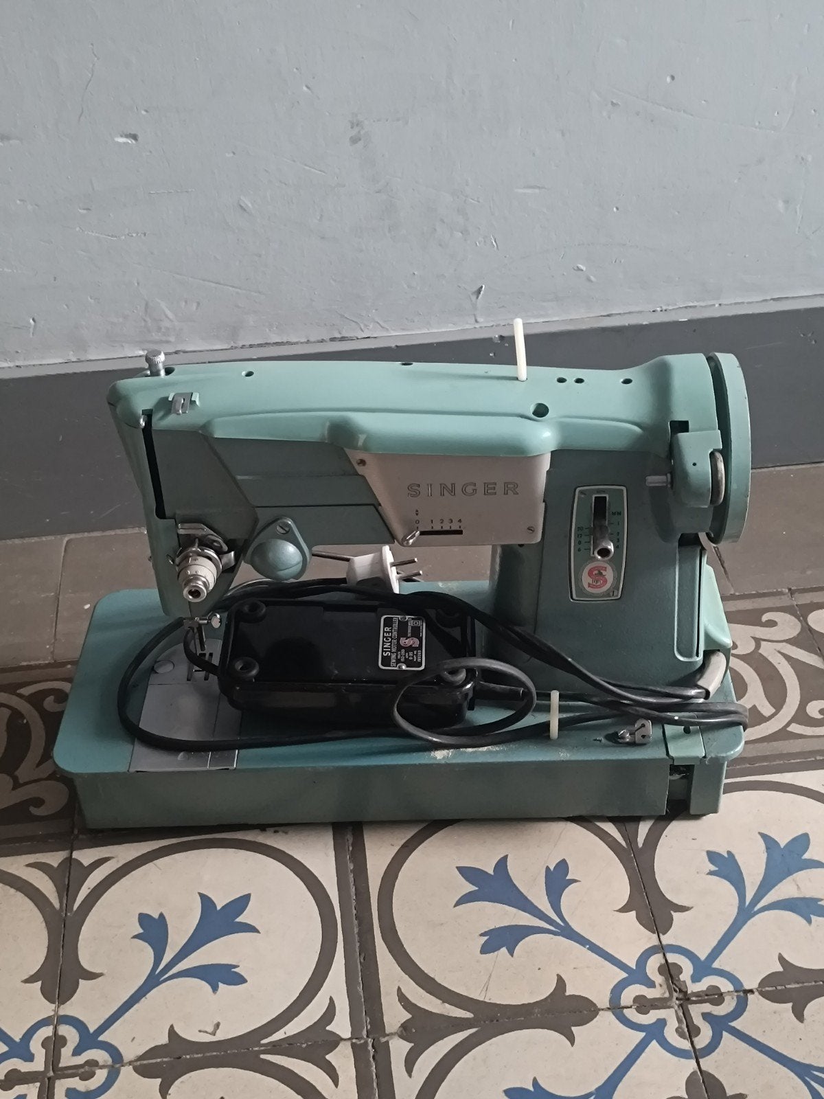 machine à coudre Singer vintage, Antiquités & Art, Antiquités | Machines à coudre, Enlèvement