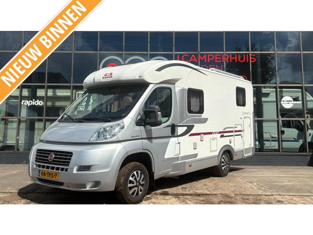 Adria Compact SL, Fiat, Caravanes & Camping, Camping-cars, Auvent, Jusqu'à 4, Réfrigérateur, 6 à 7 mètres