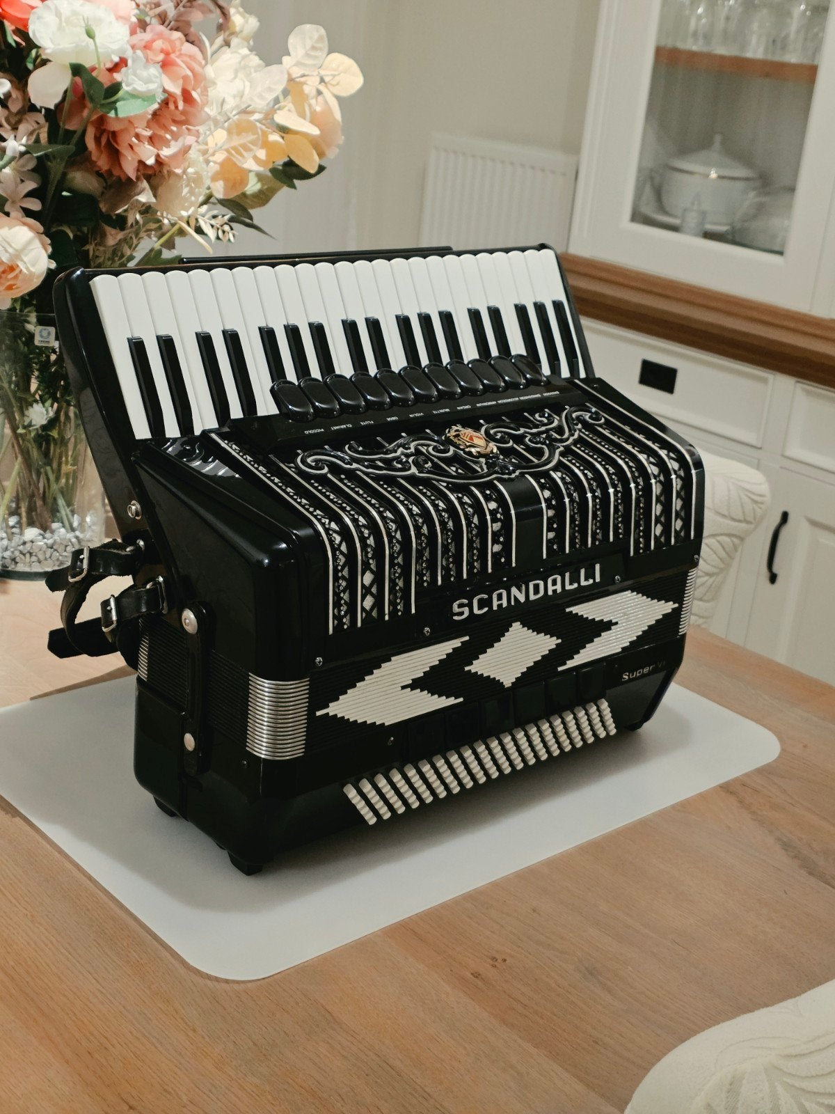 Accordéon Scandalli Super VI, Musique & Instruments, Enlèvement ou Envoi