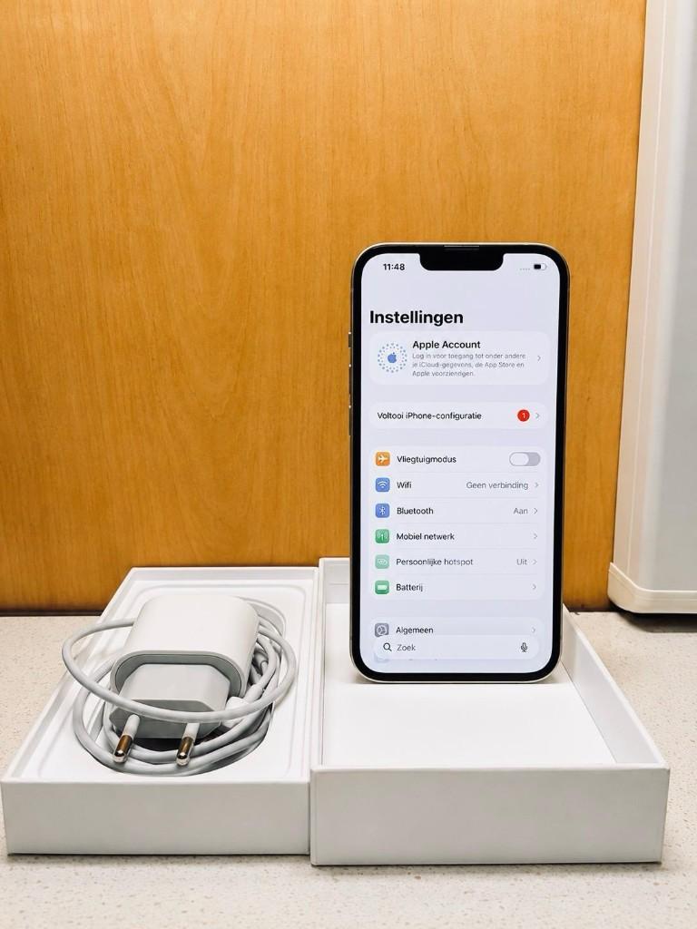 📲 iPhone 13 blanc 128 Go en parfait état !, 92 %, 128 GB, IPhone 13, Comme neuf