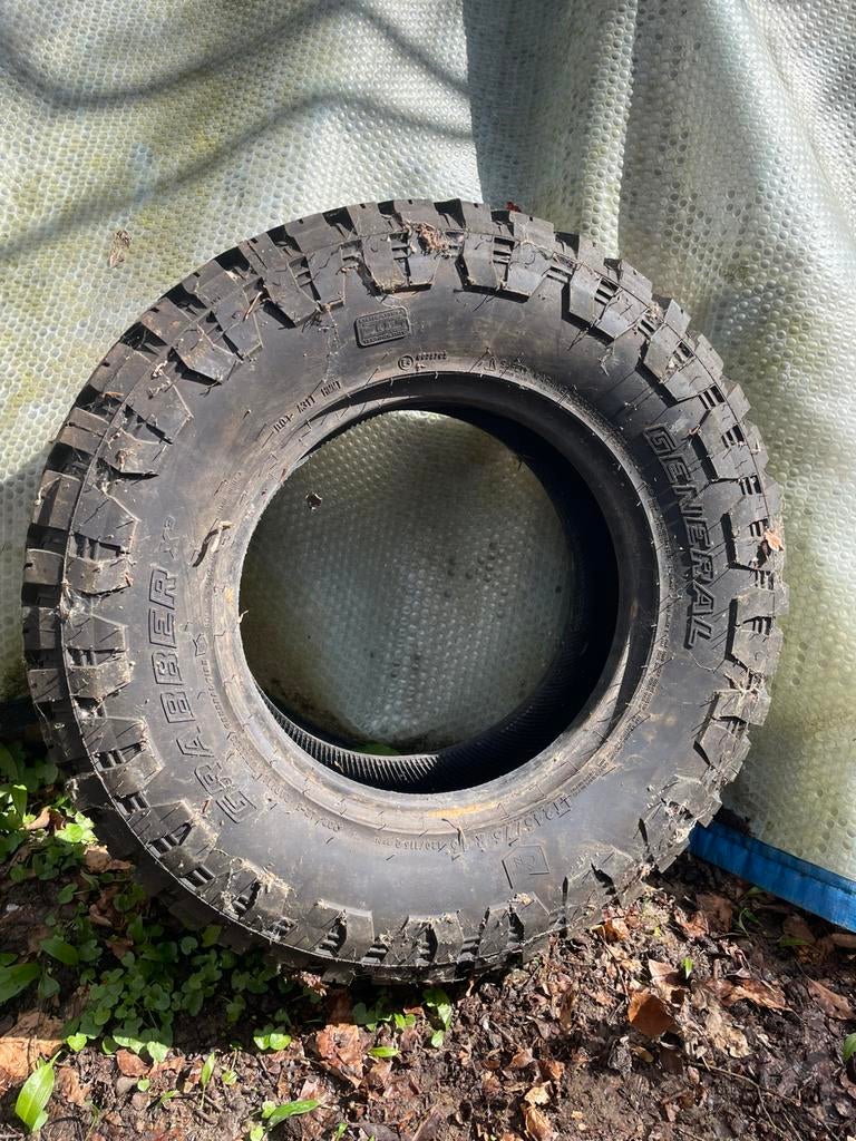 Pneu general grabber LT245/75r16, Enlèvement, Comme neuf