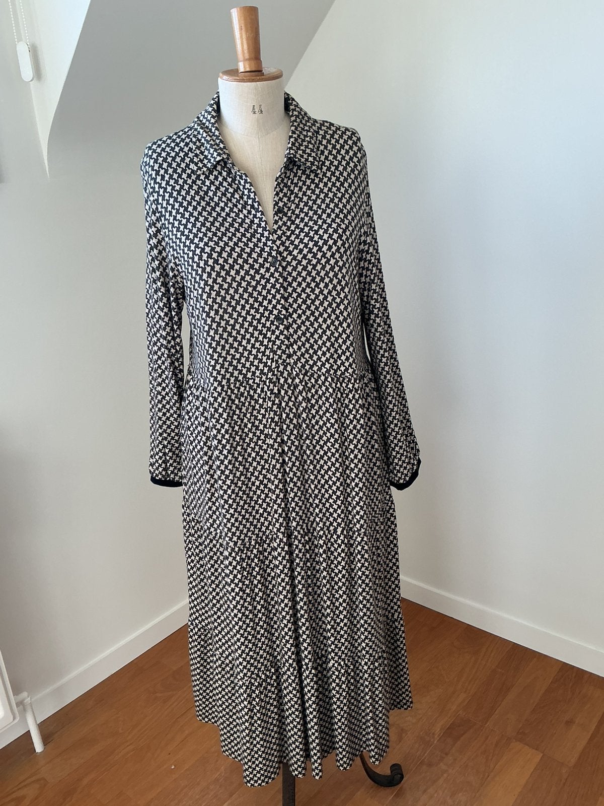 tapis Xandres M, Vêtements | Femmes, Taille 38/40 (M), Enlèvement ou Envoi, Porté, Sous le genou