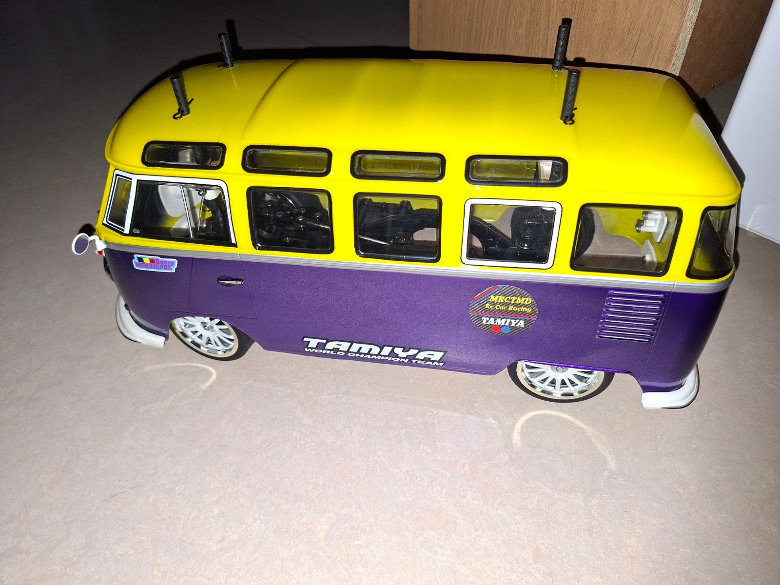 Splinternieuwe Tamiya T2 type 1 busje NU 109,99€, Elektro, Nieuw, Ophalen of Verzenden, Auto onroad