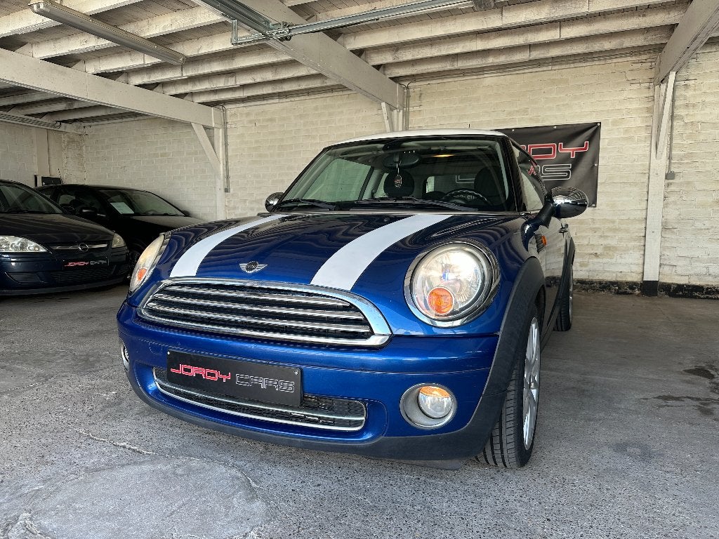 Mini Cooper (Automaat! - Gekeurd voor verkoop!), Zwart, 4 cilinders, Elektrische buitenspiegels, Leder