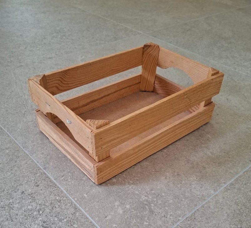 Een houten kratje/bakje: 29 cm (L) x 19 cm (B) - 10cm hoog, Ophalen of Verzenden, Gebruikt