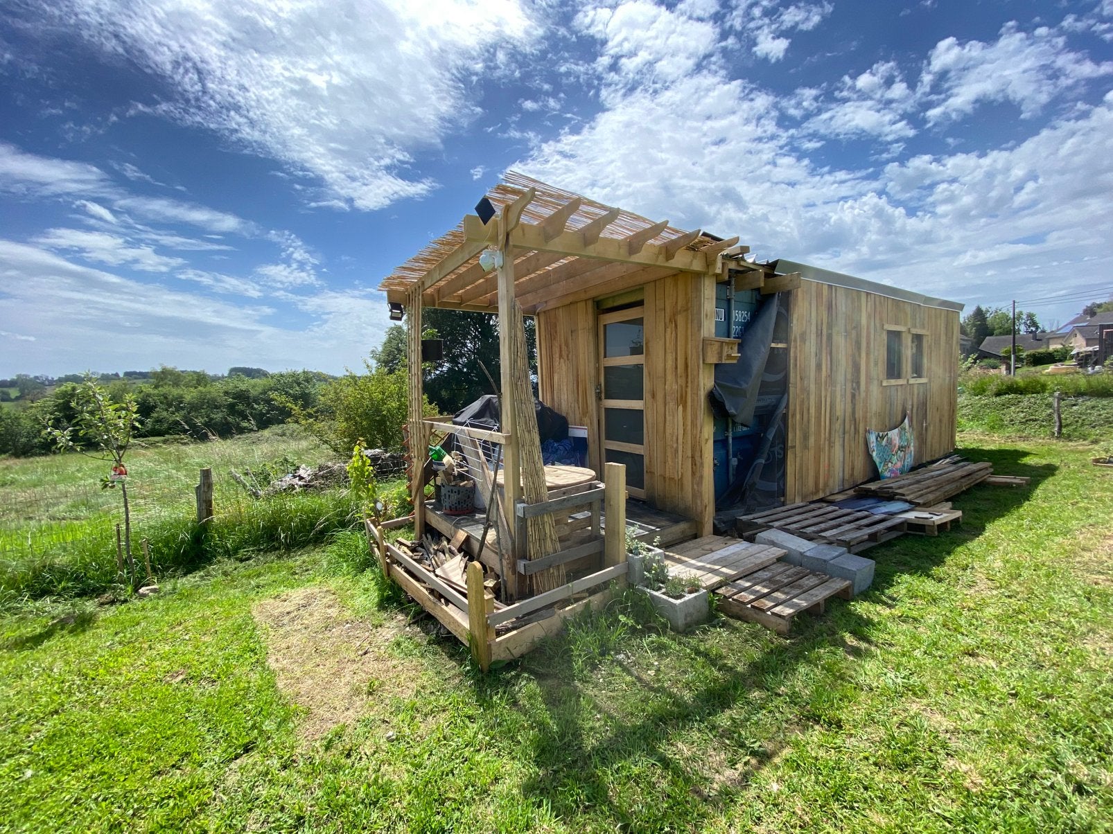 Cabane logement insolite, Enlèvement, Comme neuf, Bois