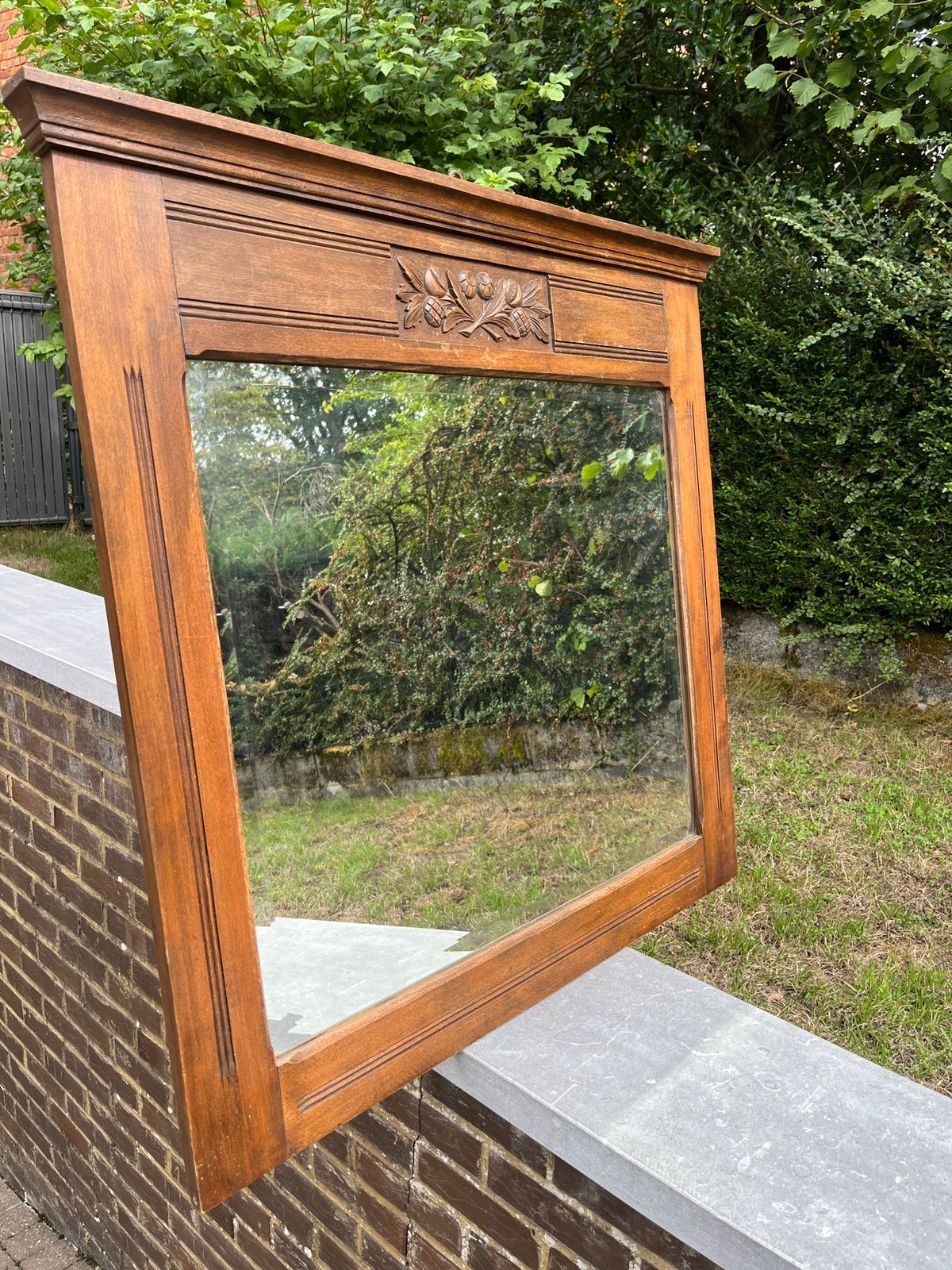 Miroir ancien, Enlèvement