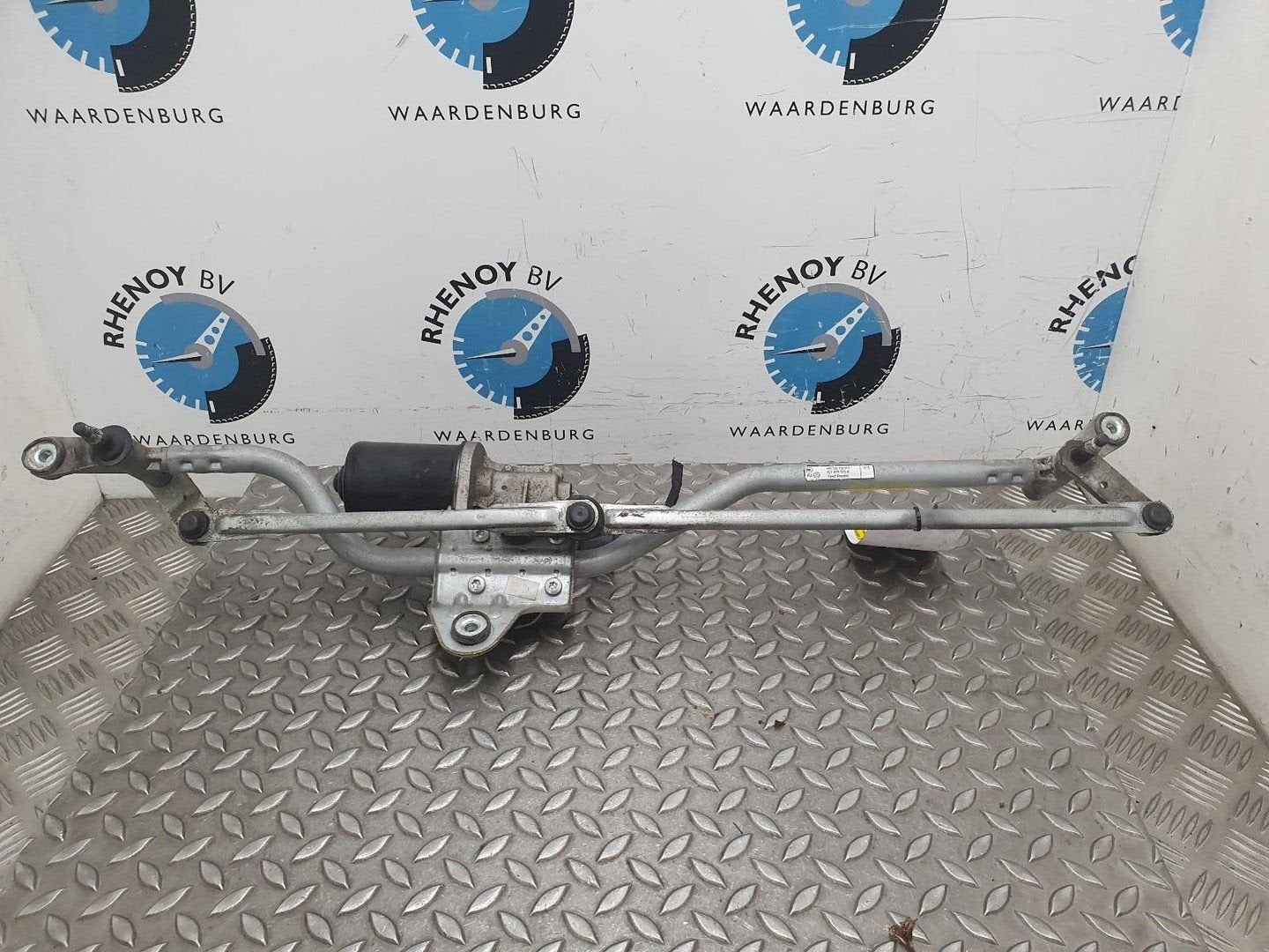VOLKSWAGEN TRANSPORTER RUITENWISSERMOTOR VOOR 2012, Ophalen of Verzenden, Gebruikt, ARN erkend