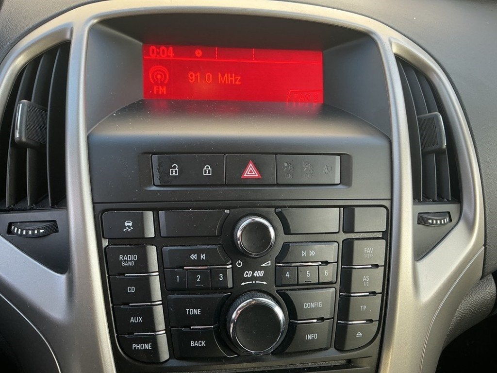 RADIO Astra J (PC6 / PD6 / PE6 / PF6) (|13267984|22858076|), Gebruikt, Opel, Opel Automobile GmbH, Kontakt-opel@opel.com