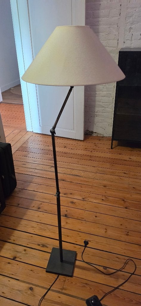 Lampadaire / liseuse articulé en métal avec abat-jour, Huis en Inrichting, Lampen | Vloerlampen, Gebruikt, Metaal, Ophalen