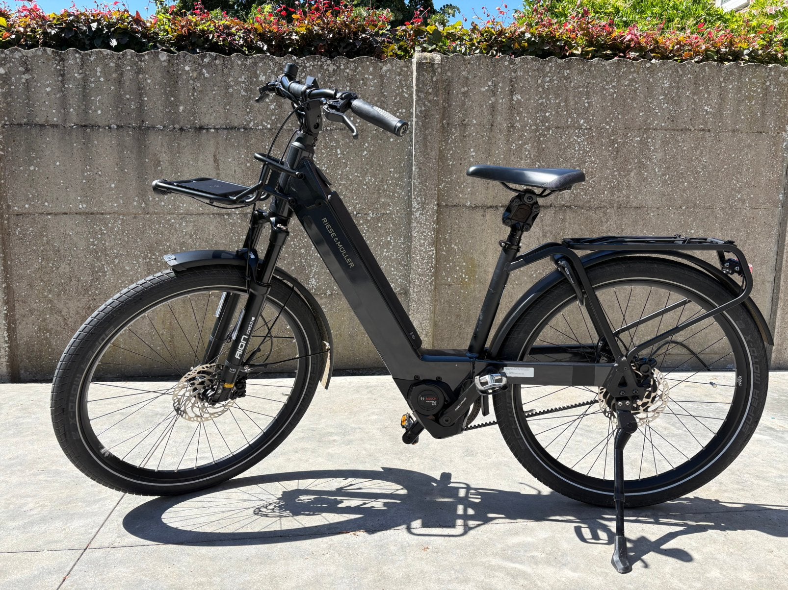 Riese & Müller Nevo 3 GT Vario, Riese & Müller, 47 à 51 cm, 50 km par batterie ou plus, Enlèvement