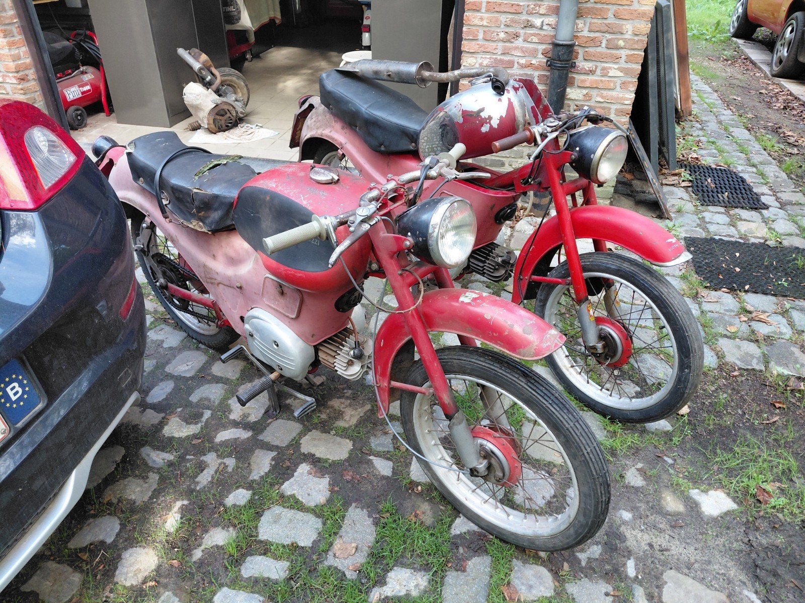 Moto Guzzi, Fietsen en Brommers, Ophalen