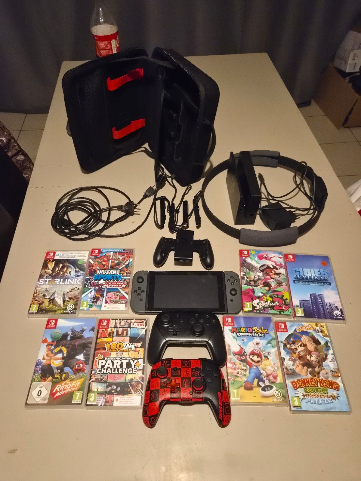 nintendo switch met veel accesoires, Games en Spelcomputers, Ophalen of Verzenden, Zo goed als nieuw, Met 3 controllers of meer