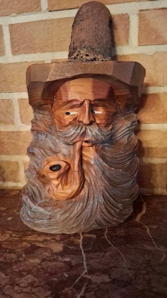 Masque mural en bois sculpté à la main (M. Montanara), Enlèvement