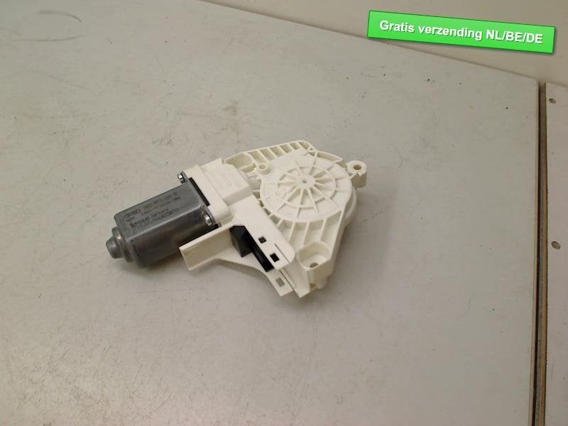 MOTOR RAAMMECHANIEK RECHTS ACHTER Sharan (7N) (8K0959802B), Auto-onderdelen, Gebruikt, Volkswagen, Volkswagen AG, Achter