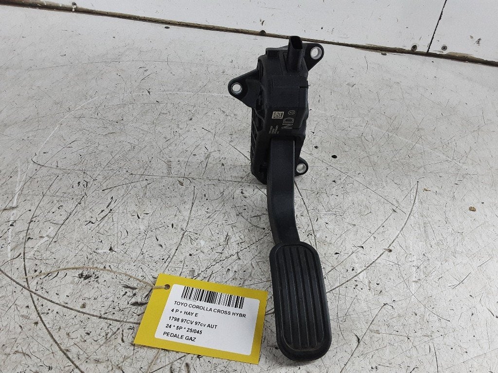 GASPEDAAL Toyota Corolla Cross (01-2020/-) (78110F4022), Gebruikt, Kundenbetreuung@toyota.de, Toyota, Toyota-Allee 2
50858  Köln, DE