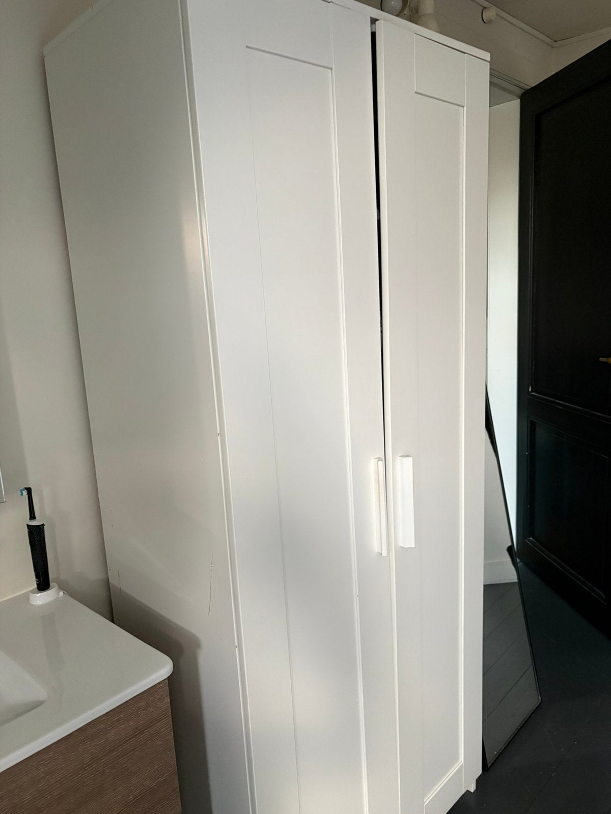 BRIMNES ikea kledingkast, Ophalen, Zo goed als nieuw