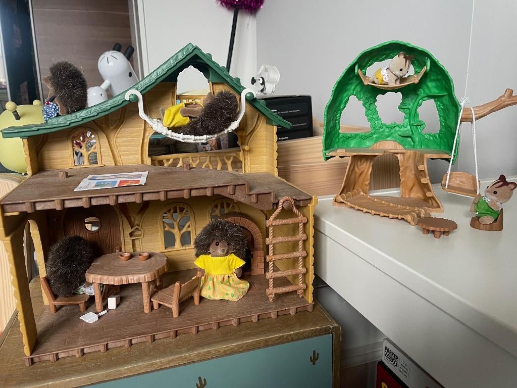 Sylvanian Families blokhut + boomhut, Ophalen of Verzenden, Zo goed als nieuw, Poppenhuis