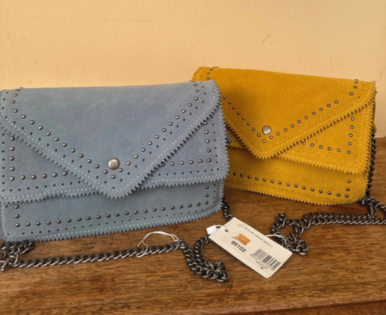 sac a main en daim, Enlèvement, Comme neuf