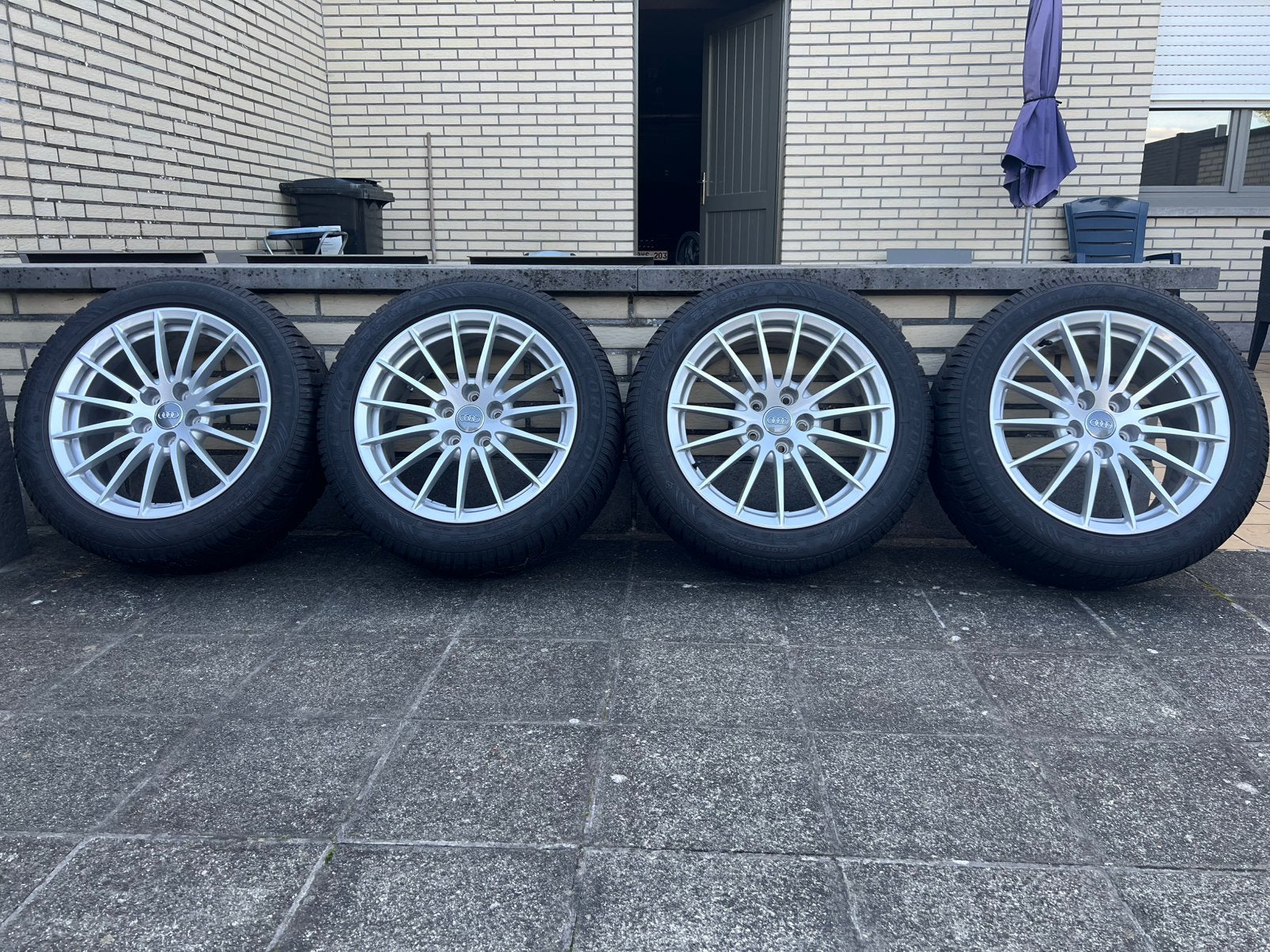 Set hiver sur jantes origines Audi A5, Ophalen